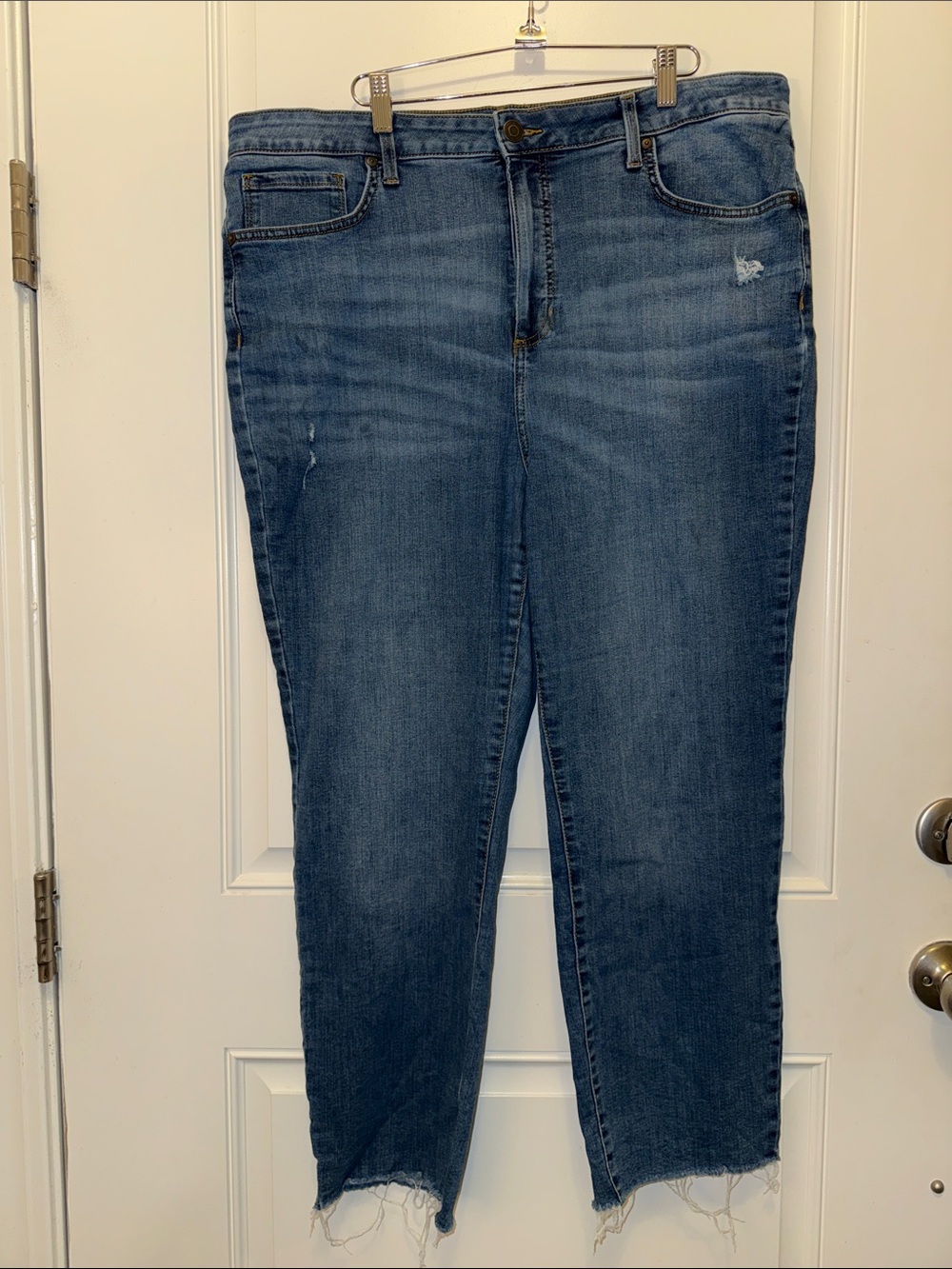 Women’s LC Lauren Conrad Distressed Slim Straight Ankle Jeans - Size 18W Jeans